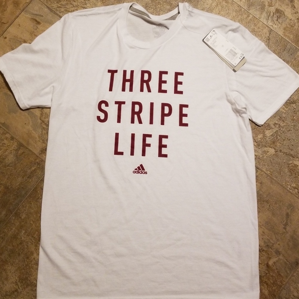 NWT Mens t-shirt
